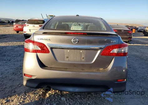 2015 Nissan Sentra S z USA, uszkodzony, nr VIN 3N1AB7AP0FY343766